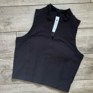 NWOT Gold Hinge L Padded Crop Athleisure Top